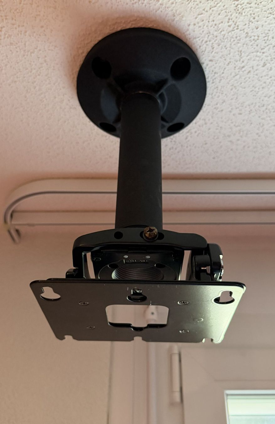 JVC Vidéoprojecteurs: 4k Projektor, JVC NP5 – D'occasion à Burgdorf par maliku 6