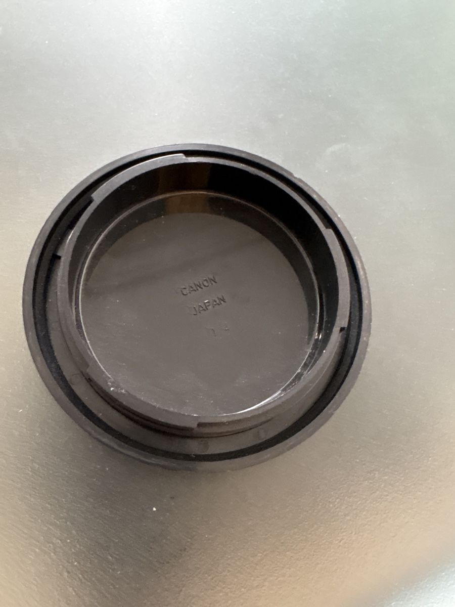 Canon Fotocamera: Canon Camera Body Cap / Canon Kappe – Usato da Gebenstorf venduto da trustedsale 1