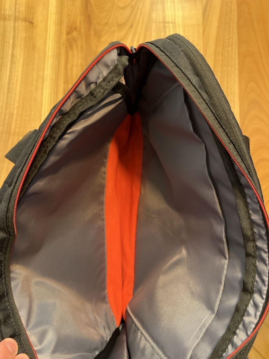Lenovo Borse: Lenovo ThinkPad Notebooktasche 14 - 15.6 Zoll – Usato da Luzern venduto da Leuchtenstadt23 3