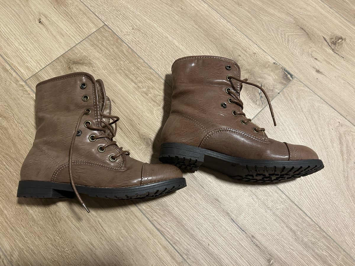 Scarpe da donna: Braune Winterboots – Nuovo (secondo la descrizione) da Laupen ZH venduto da Elti2017 1