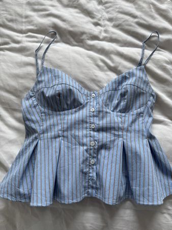 Top Zara rayé bleu, taille S - Idéal pour l'été!