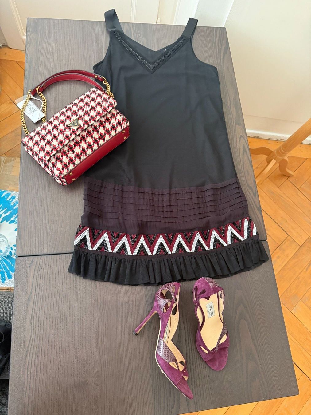 Robes: Robe noire / robe d'occasion/ robe de soirée – Neuf (Voir description) à Le Locle par tchanatakoua 1