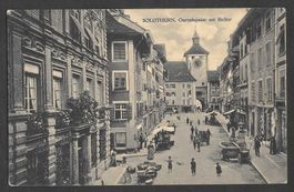 Solothurn Gurzelngasse mit Bieltor sehr belebt