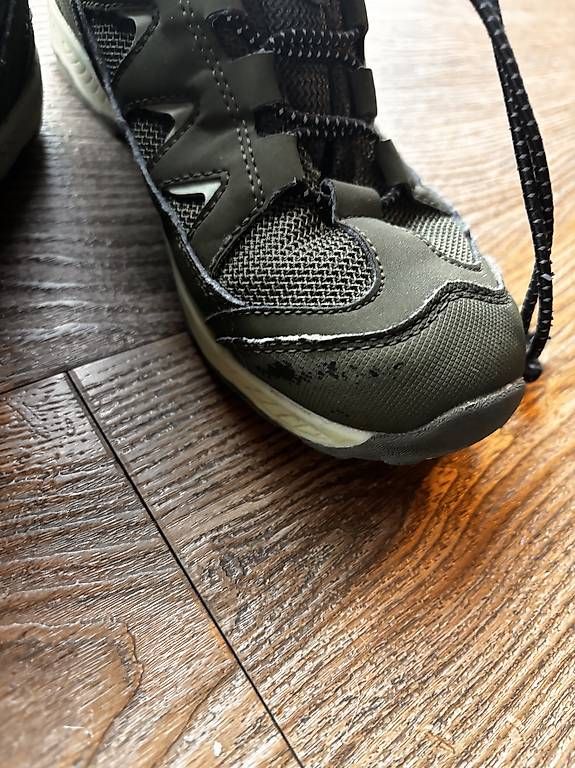 Scarpe per ragazzi: Trollkids Wanderschuhe Gr. 34 – Usato da Zeihen venduto da MaKaZeAg 2