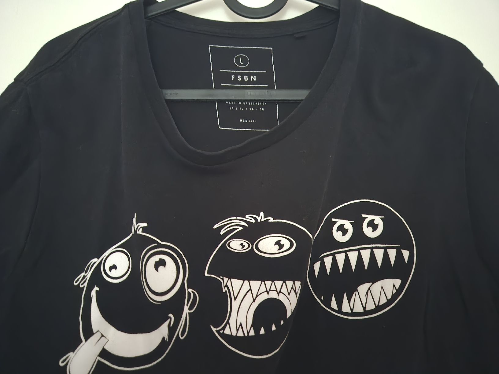 T-shirts: T-Shirt – D'occasion à Aesch BL par sar_j59l 1