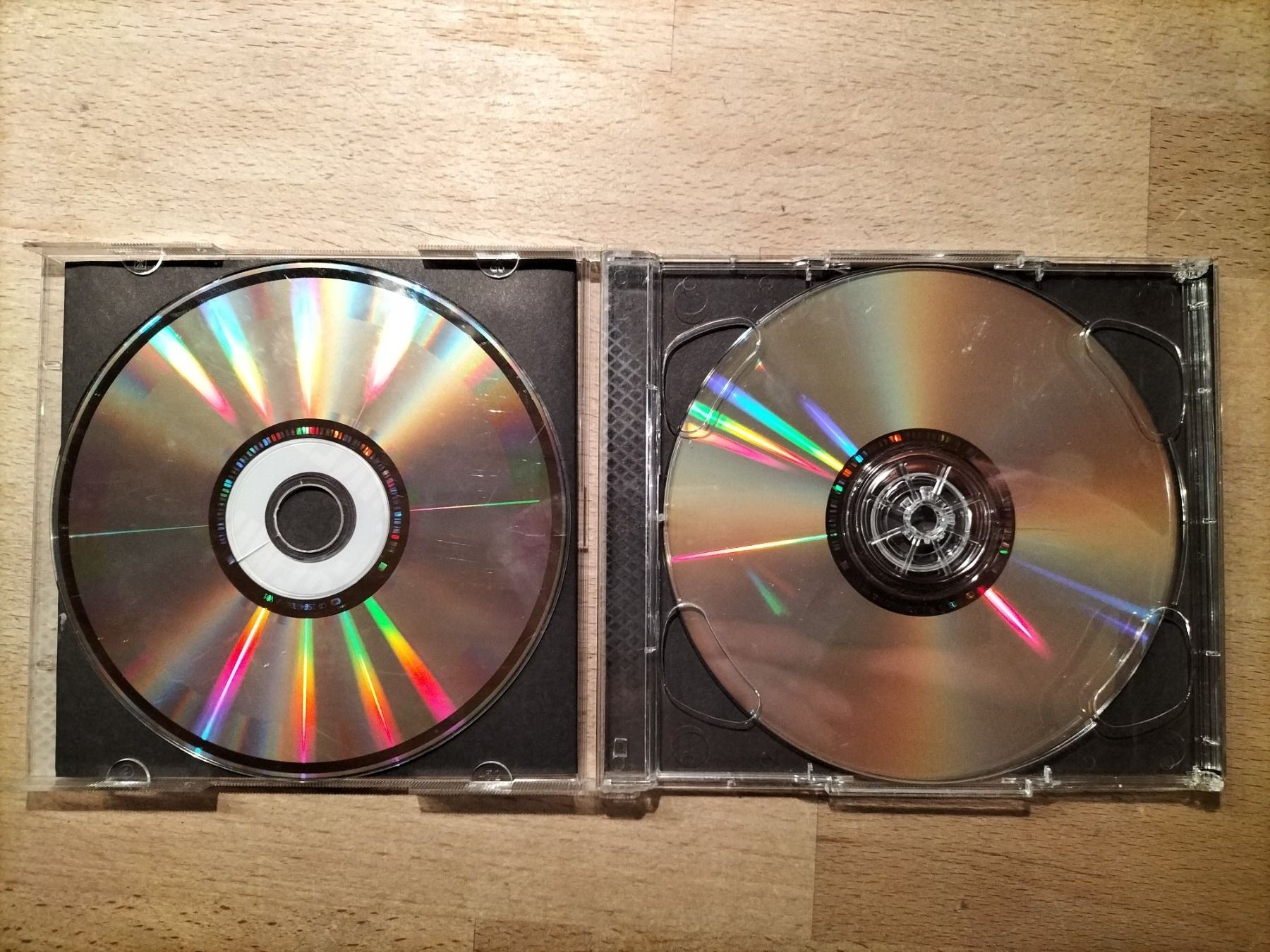 CD: Gnarls Barkley – St. Elsewhere CD&DVD – Usato da Biel / Bienne venduto da Music74 2