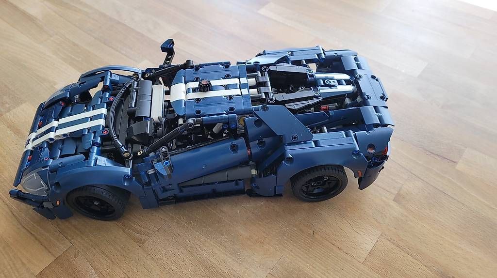 Lego Kit di costruzioni: Ford GT 2022 / 42154 – Usato da Olten venduto da Einwegparadies 2