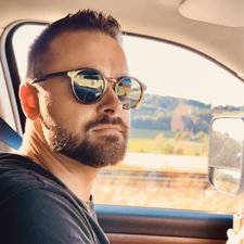 Profile image of mic_ml9p