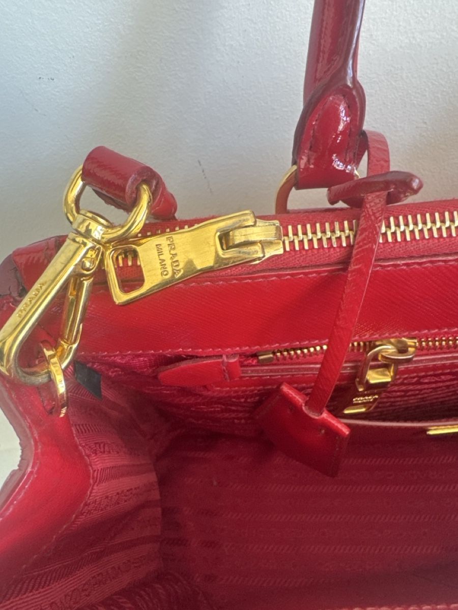 Prada Sacs femmes: Prada Handtasche – D'occasion à Küsnacht ZH par ees_9thz 1
