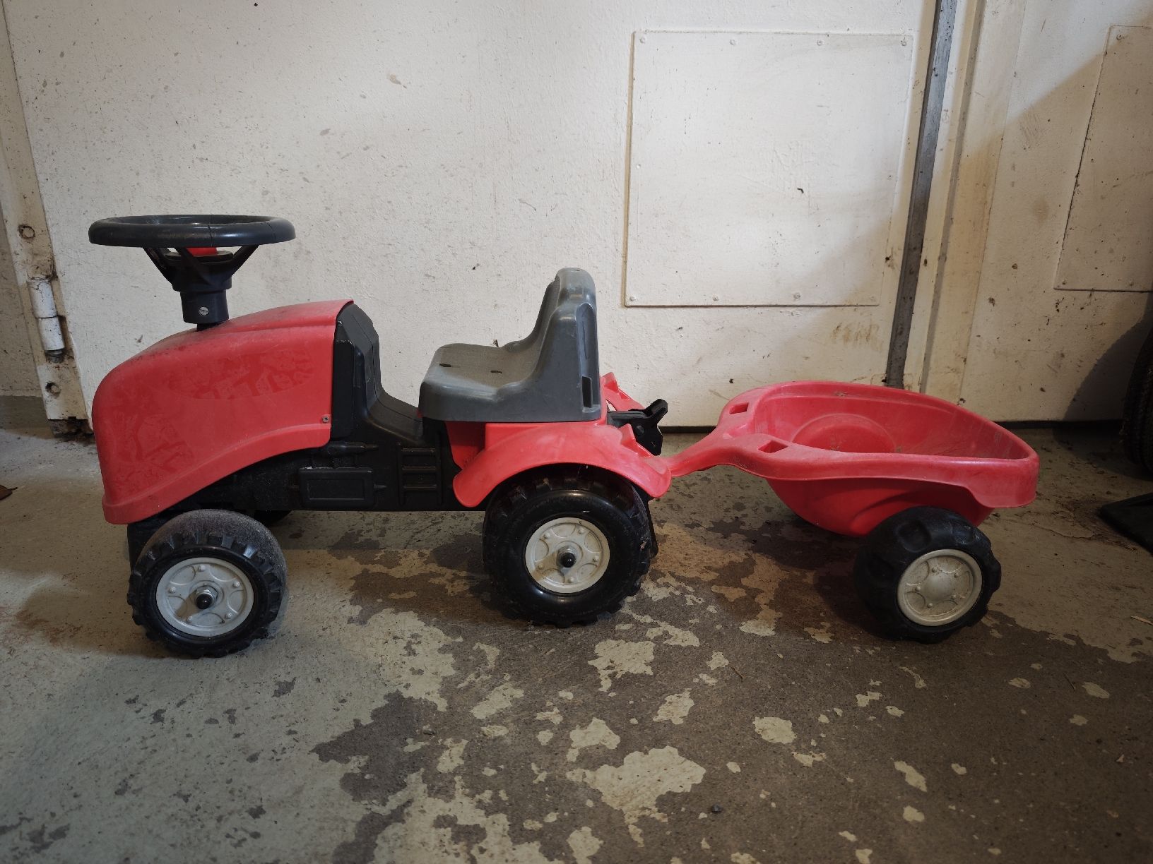 Véhicules pour enfants: Kinder Rutsch Traktor – D'occasion à Hunzenschwil par Nidecker5