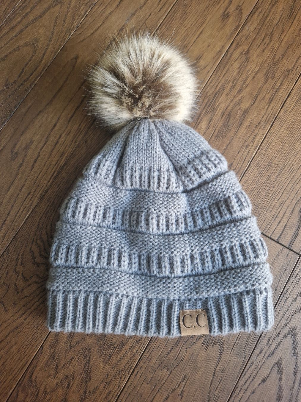 Katzenklappen: Kuschelige Wintermütze – Gebraucht aus Rickenbach-Sulz von Bacardibabe 1