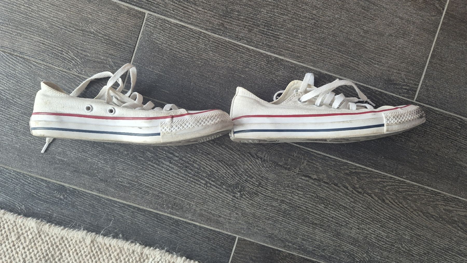 Converse Scarpe da uomo: Classic White Converse All Star Shoes, Size 36 – Usato da Wallisellen venduto da Camcha 2