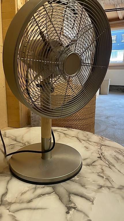 Ventilatori: Tischventilator 3 Stufen, drehbar – Usato da Flums venduto da Sam.Ermann 1