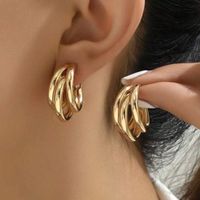 Ohrringe goldfarbene Creolen