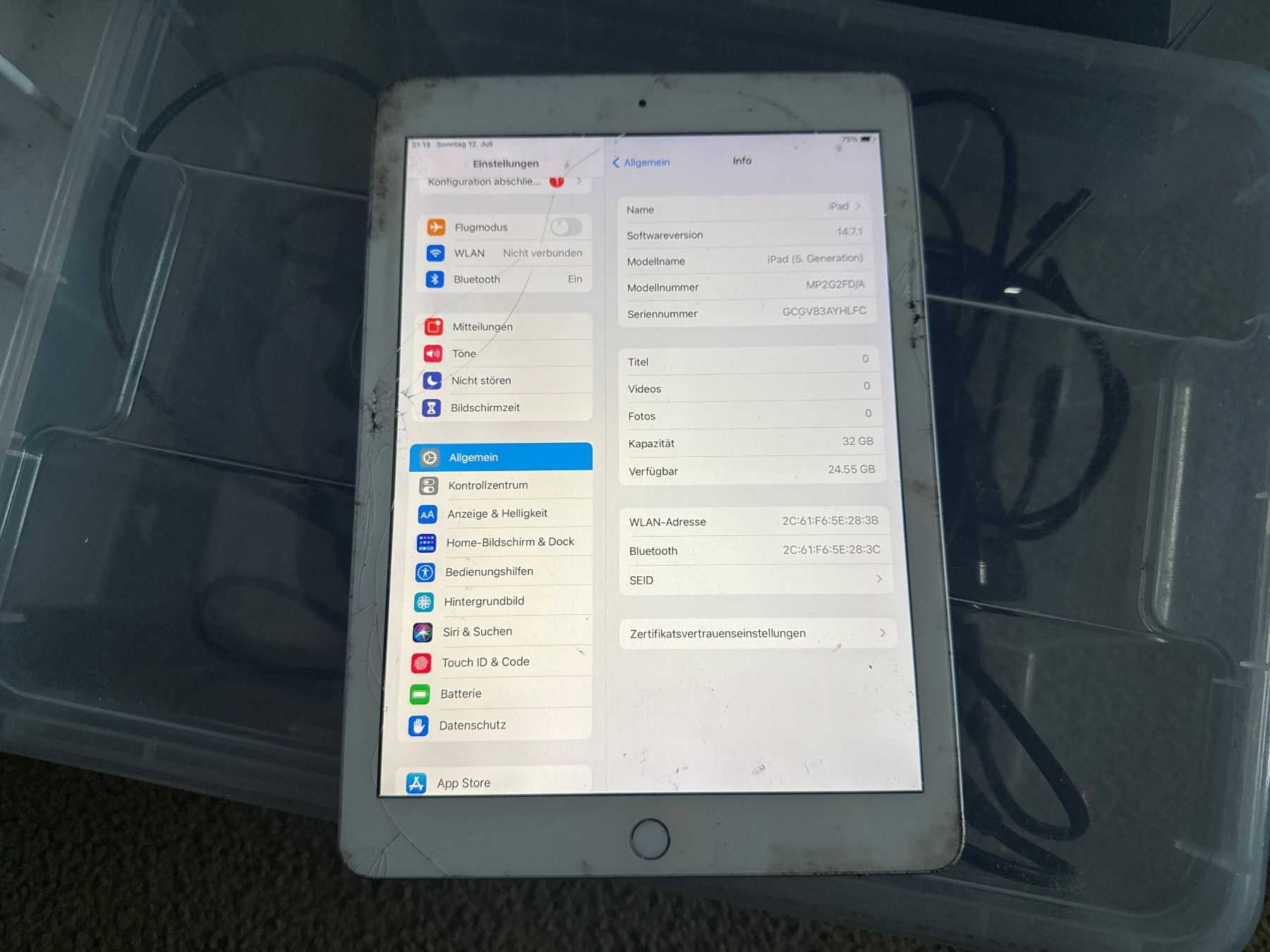 Apple Tablet PC: Ipad 5. Gen 32gb  - A1822 - ohne icloude – Defekt aus Olten von HoYa01 1
