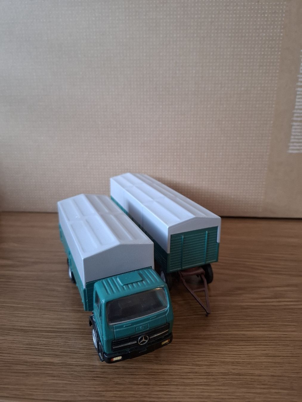 Conrad Modellbausätze & Standmodelle: Camion de collection – Gebraucht aus Delémont von ste_65ph 3
