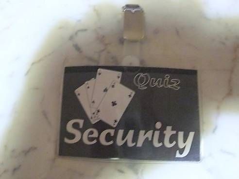 Colliers: Collier à badge pour manifestation VIP – D'occasion à Onex par jef_8d6k 2
