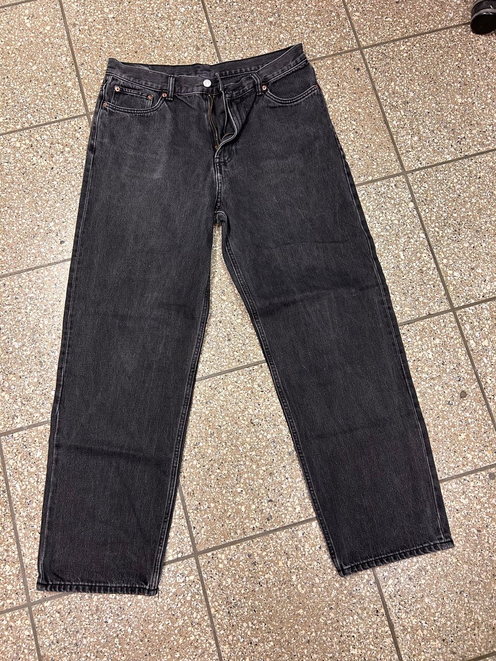 Weekday Jeans: Weekday Jeans Herren Gr.31/32 – Usato da Birsfelden venduto da Pearl10