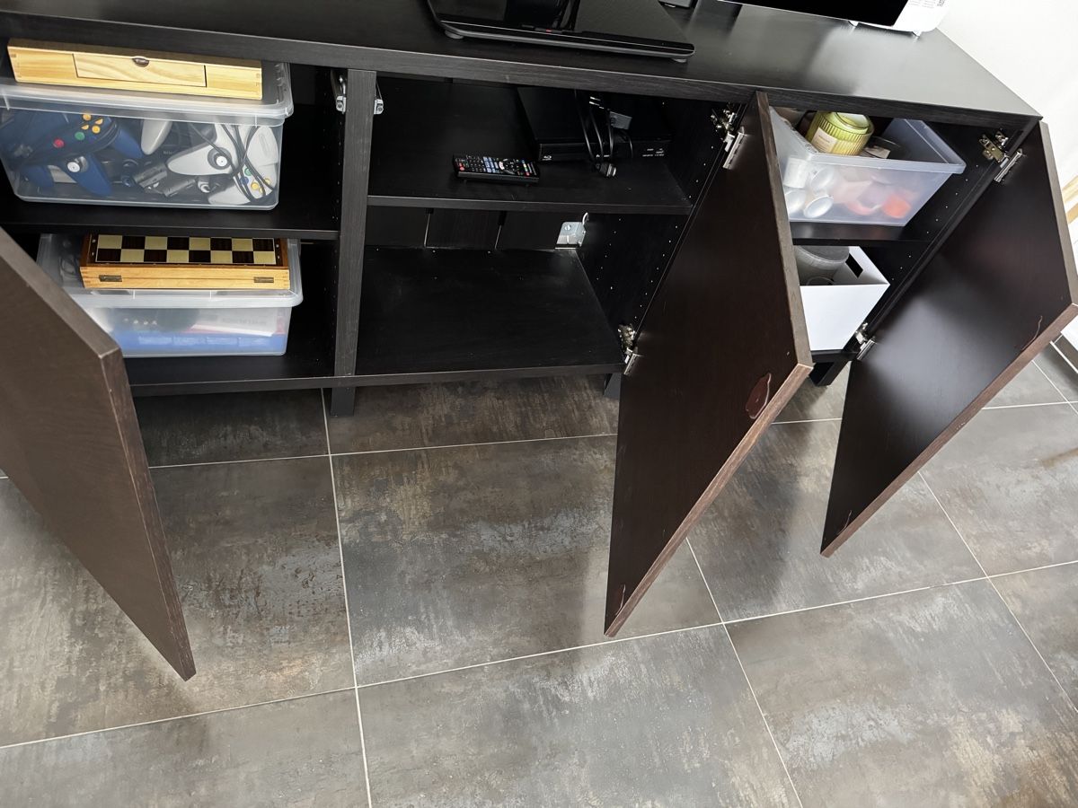 Ikea Mobili TV: Ikea Besta TV-Möbel – Usato da Sachseln venduto da jedinho 3