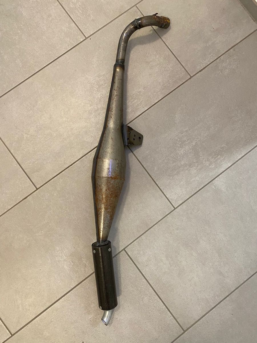 Simonini Échappements: Simonini Auspuff, Umfang 30mm – D'occasion à Zürich par lynni1996