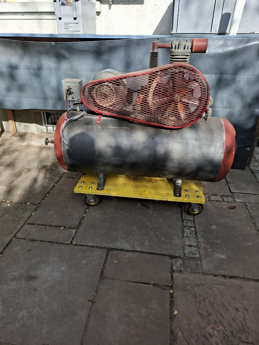 Kompressoren: Kompressor  200l – Gebraucht aus Reinach BL von chlaus04 1