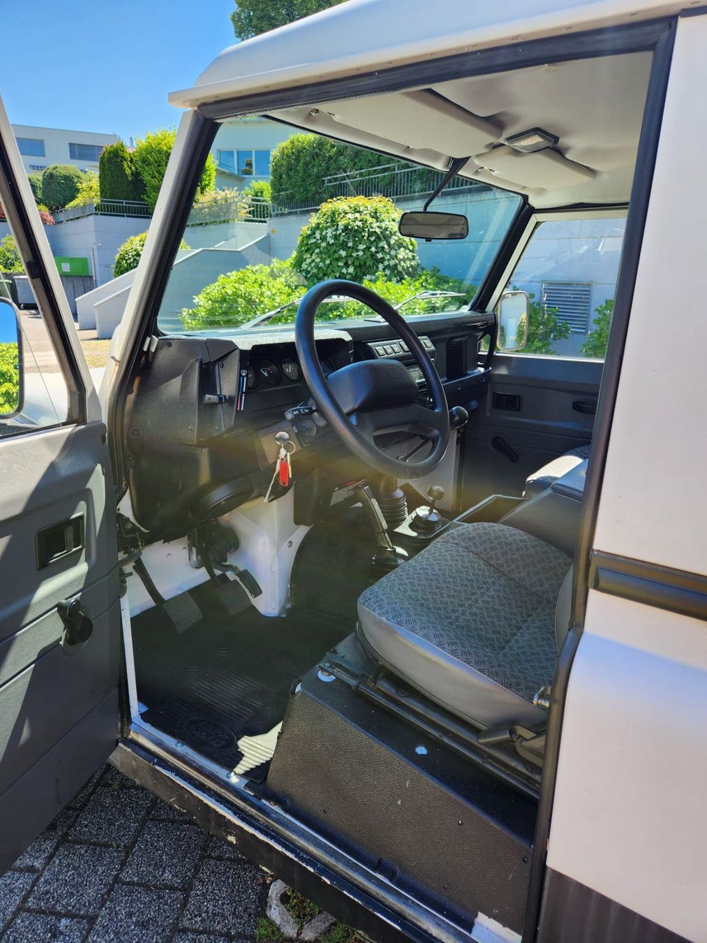 Land Rover Automobili: Defender 90 SW 2.5 Td5 – Difettoso da Feusisberg venduto da Rudolph0968 4
