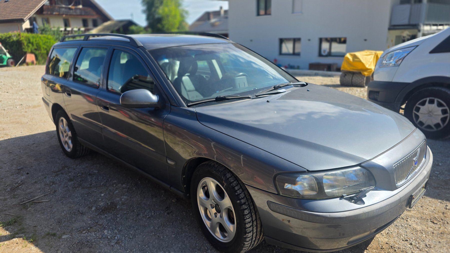 Volvo Automobili: Volvo V70 D5 AWD Automat – Difettoso da Wattenwil venduto da kidanga
