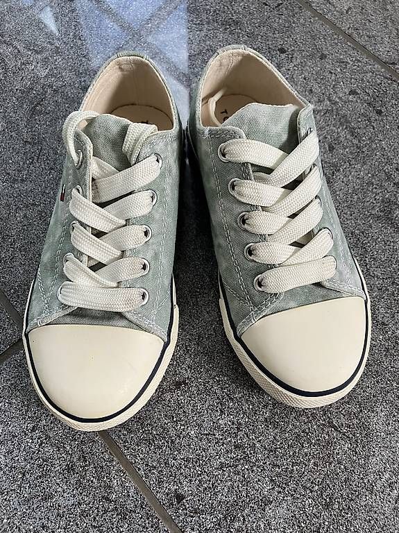 Tommy Hilfiger Scarpe per ragazzi: Schuhe Tommy Hilfiger, Grösse 28 – Usato da Buchrain venduto da tan_97r5 1