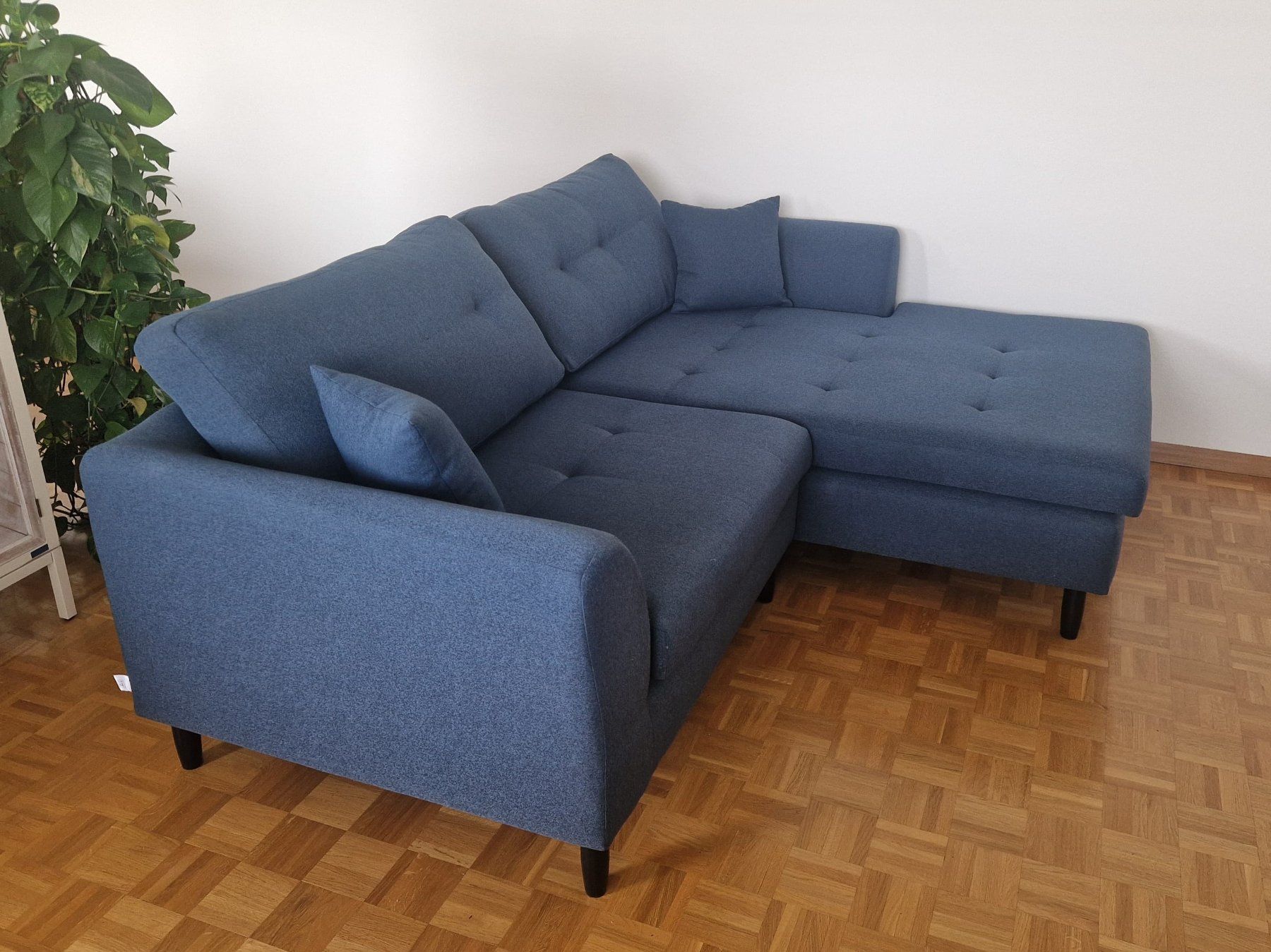 Divani: Ecksofa Stoff blau Sitzmöbel guter Zustand – Usato da St. Gallen venduto da h2ovin 3