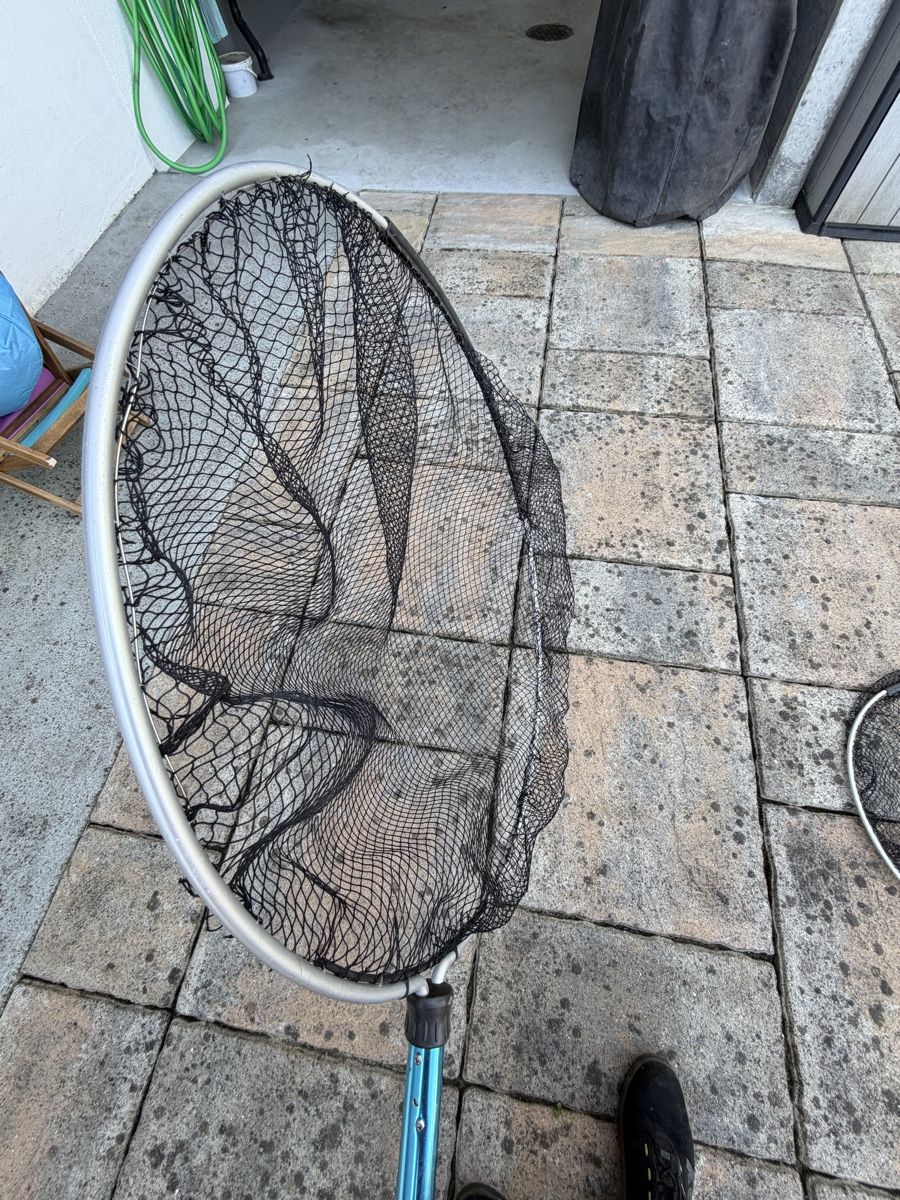 Supporti a parete: Teleskop-Kescher 80cm – Usato da Altstätten SG venduto da Rschneider7 2