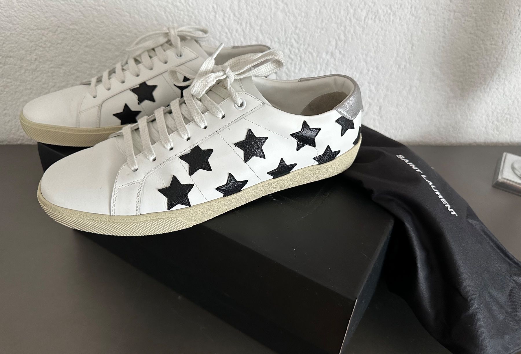 Saint Laurent Scarpe da uomo: Saint Laurent Grösse 42 Herren – Nuovo (secondo la descrizione) da Bern venduto da Olenush