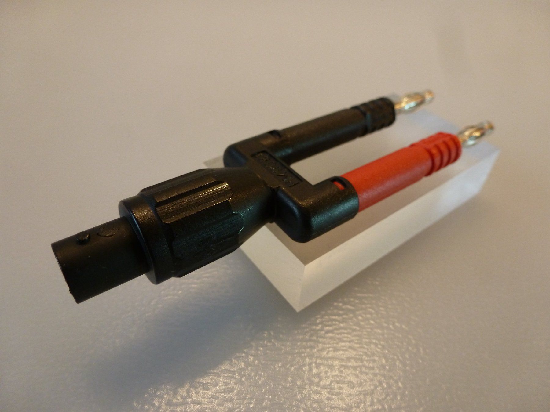 Fluke Misurare: Fluke BNC-Adapter PM9081Dual-Bananenstecker – Usato da Gwatt (Thun) venduto da Nocturnal_99 5