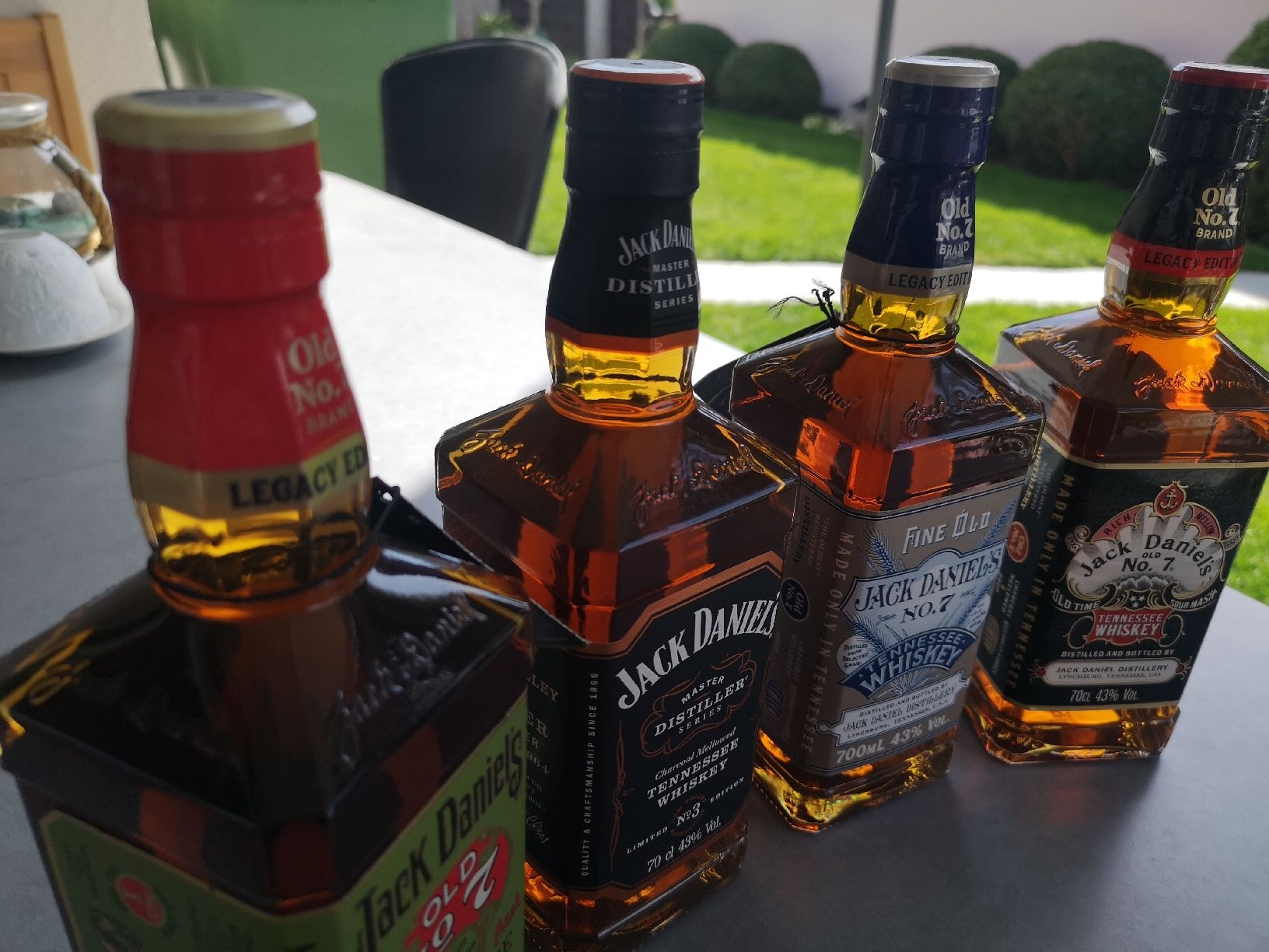 Jack Daniels Spiritueux: Jack Daniel's Whiskey Legacy Edition, diverse Sorten! – Neuf avec emballage d'origine à Waltenschwil par Andy.Z01 5