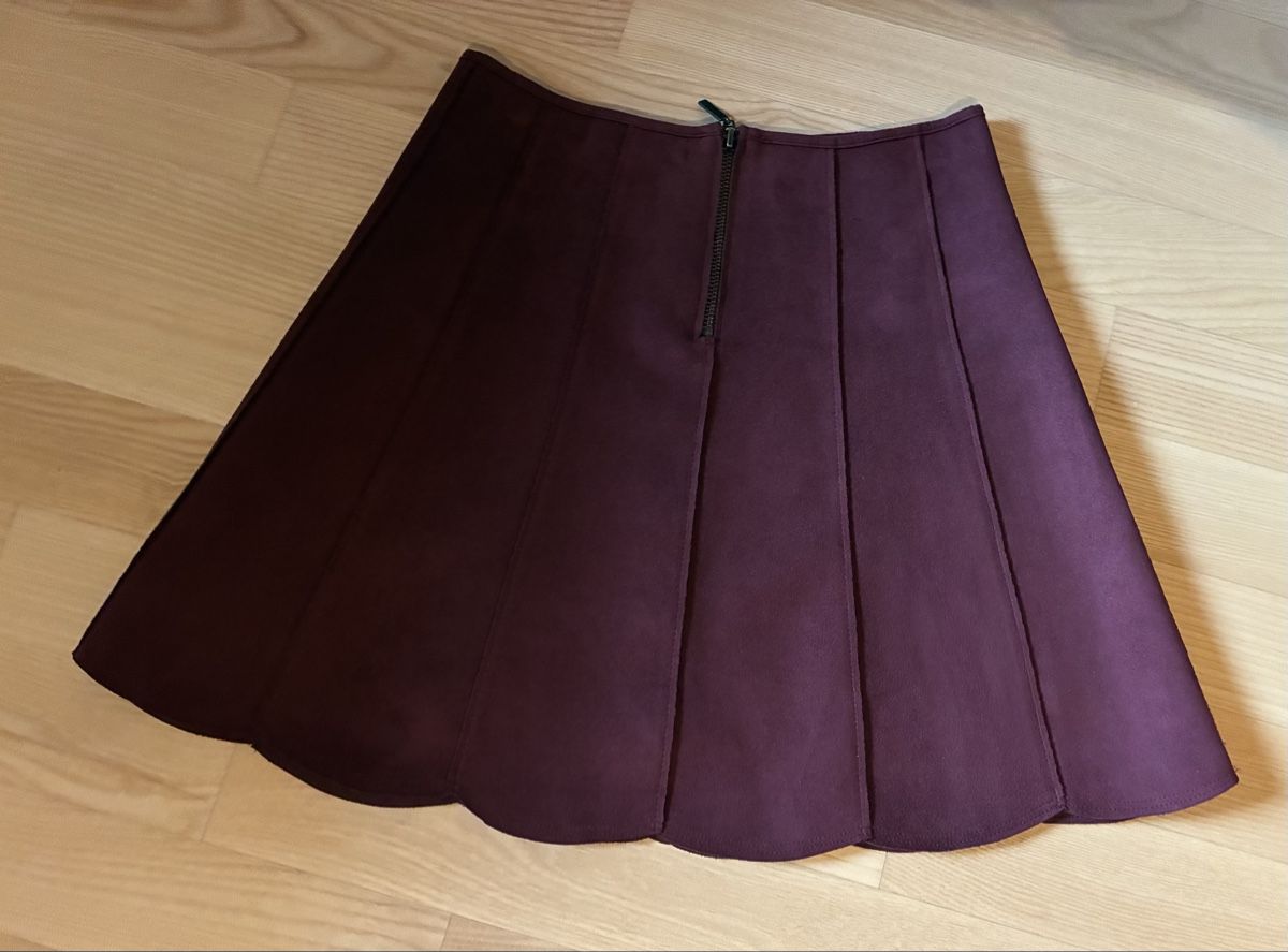 Röcke: Jupe Bordeaux  – Gebraucht aus Stallikon von shop100 1