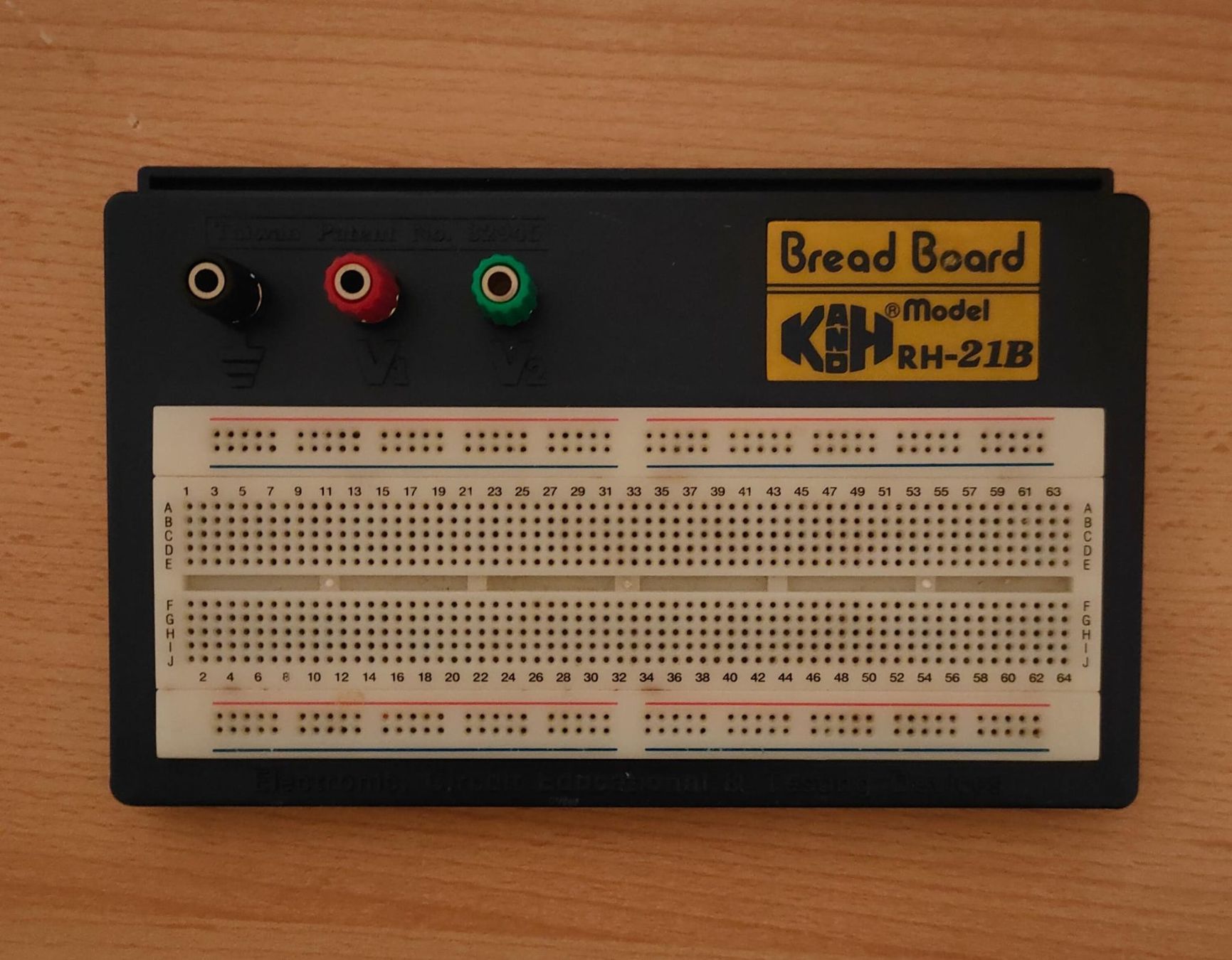 Arduino Elektronikbauteile: Breadboard K&H RH-21B Ideale per Arduino – Gebraucht aus Basel von fil_zq9y