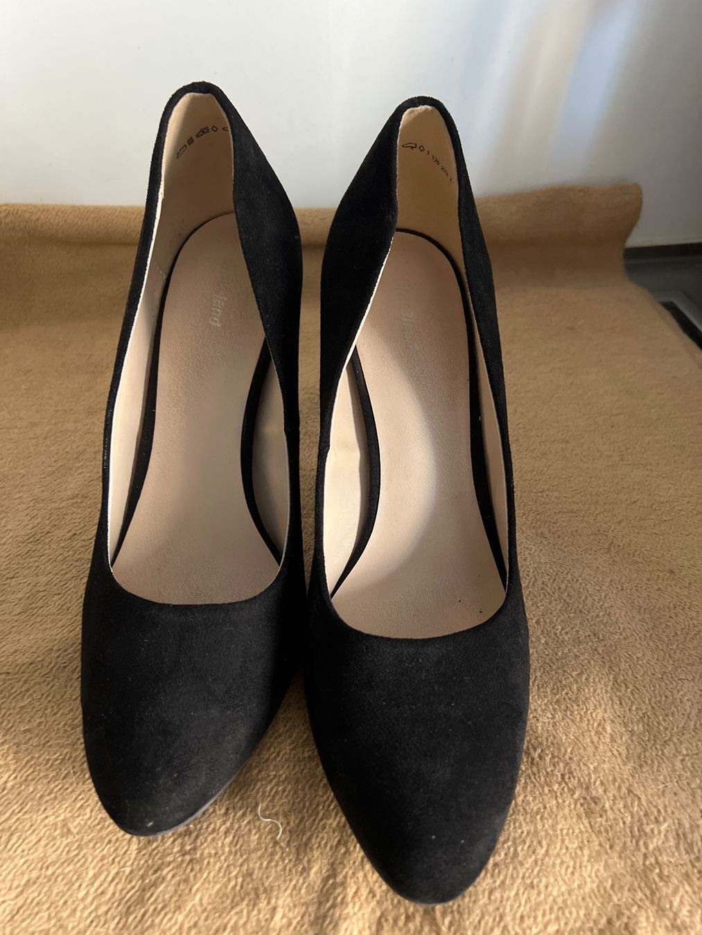 Damenschuhe: Pumps Gr 43 – Gebraucht aus Basel von Winniepuuh 1