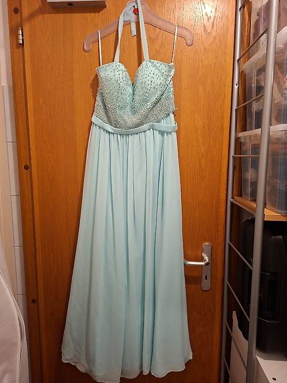 Kleider: Abendkleid 42 – Gebraucht aus Bischofszell von bodesuri16