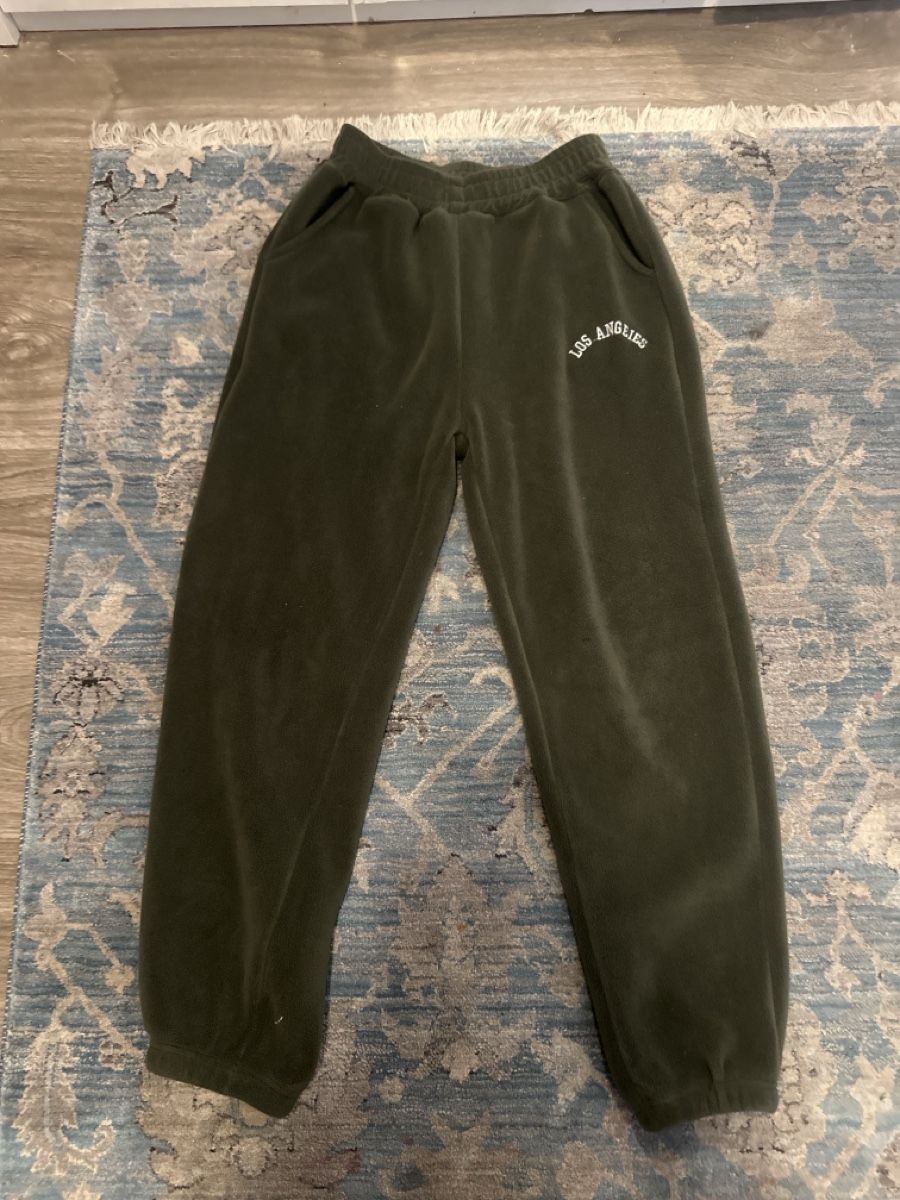 Pantalons: lOS ANGEILES – D'occasion à Les Acacias par alb_cwx8 2