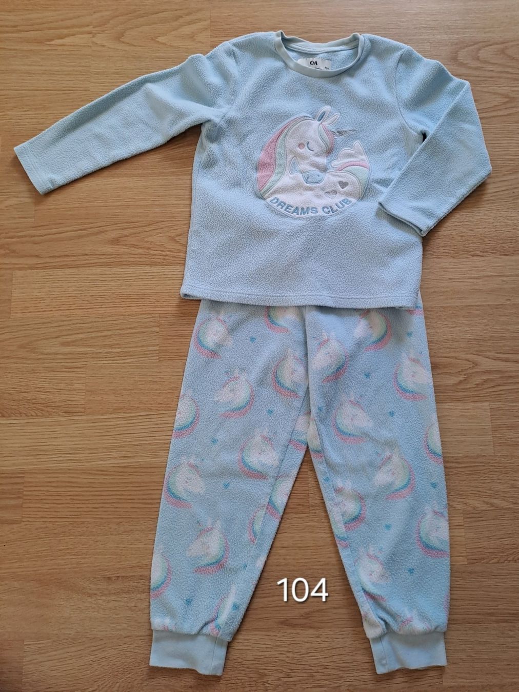Pigiami: Schöne Strampler/Pyjamas - Grösse 98 & 104 – Usato da Rotkreuz venduto da Blubberli1