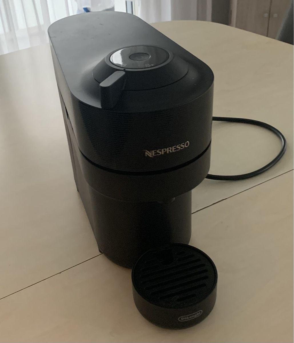 Nespresso Kaffeemaschinen & Espressomaschinen: Nespresso Vertuo – Gebraucht aus Trachslau von Asphinx