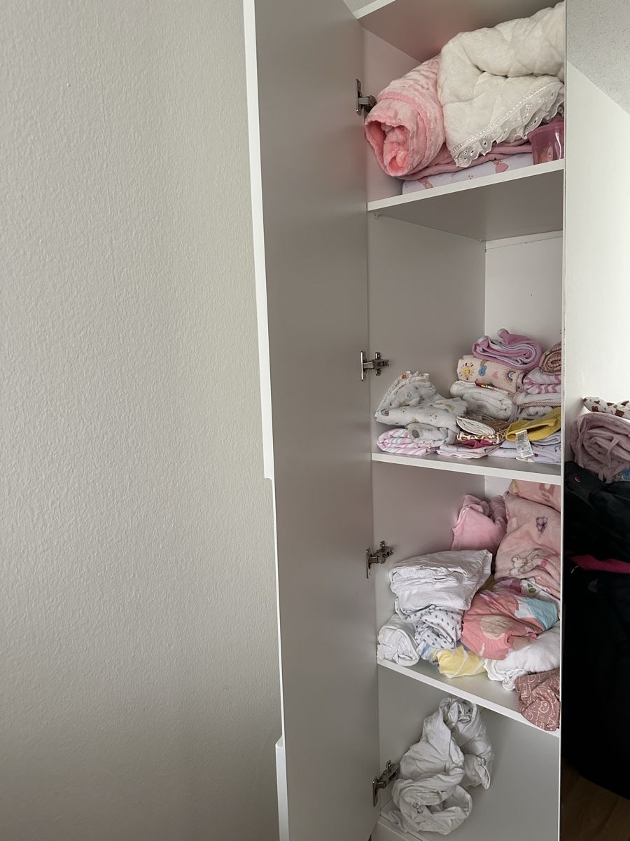 Porte manteau: Kleiderschrank – D'occasion à Lausanne par Lanayca 2