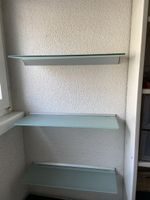 4 Designer Glas Wandregale, Milchglas Optik, Alu Look