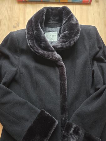 schwarzer, langer, warmer Mantel, flauschig, XL/42