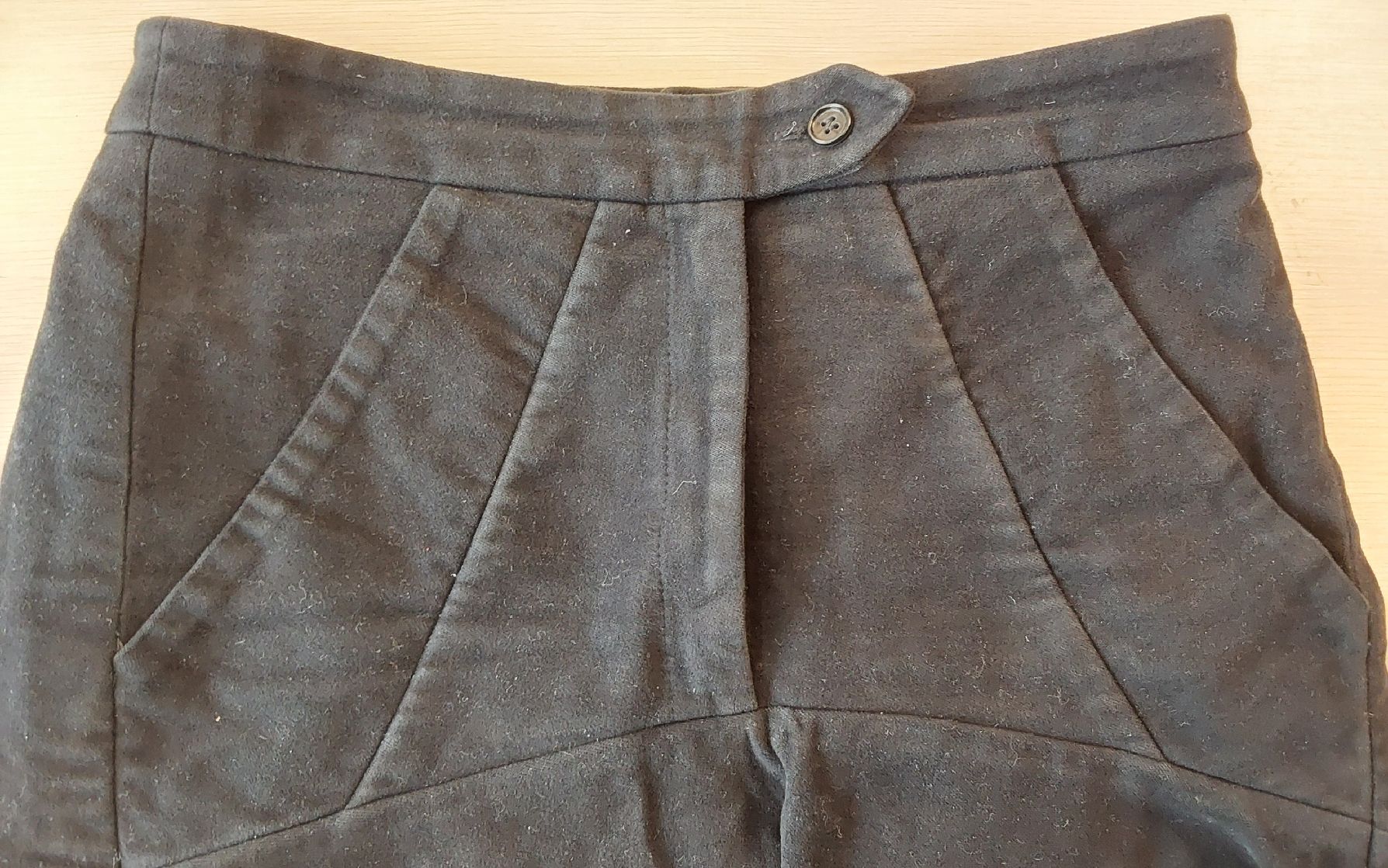 Gonne: Jupe viento 38 schwarz Berner Label – Usato da Köniz venduto da scopello12 2