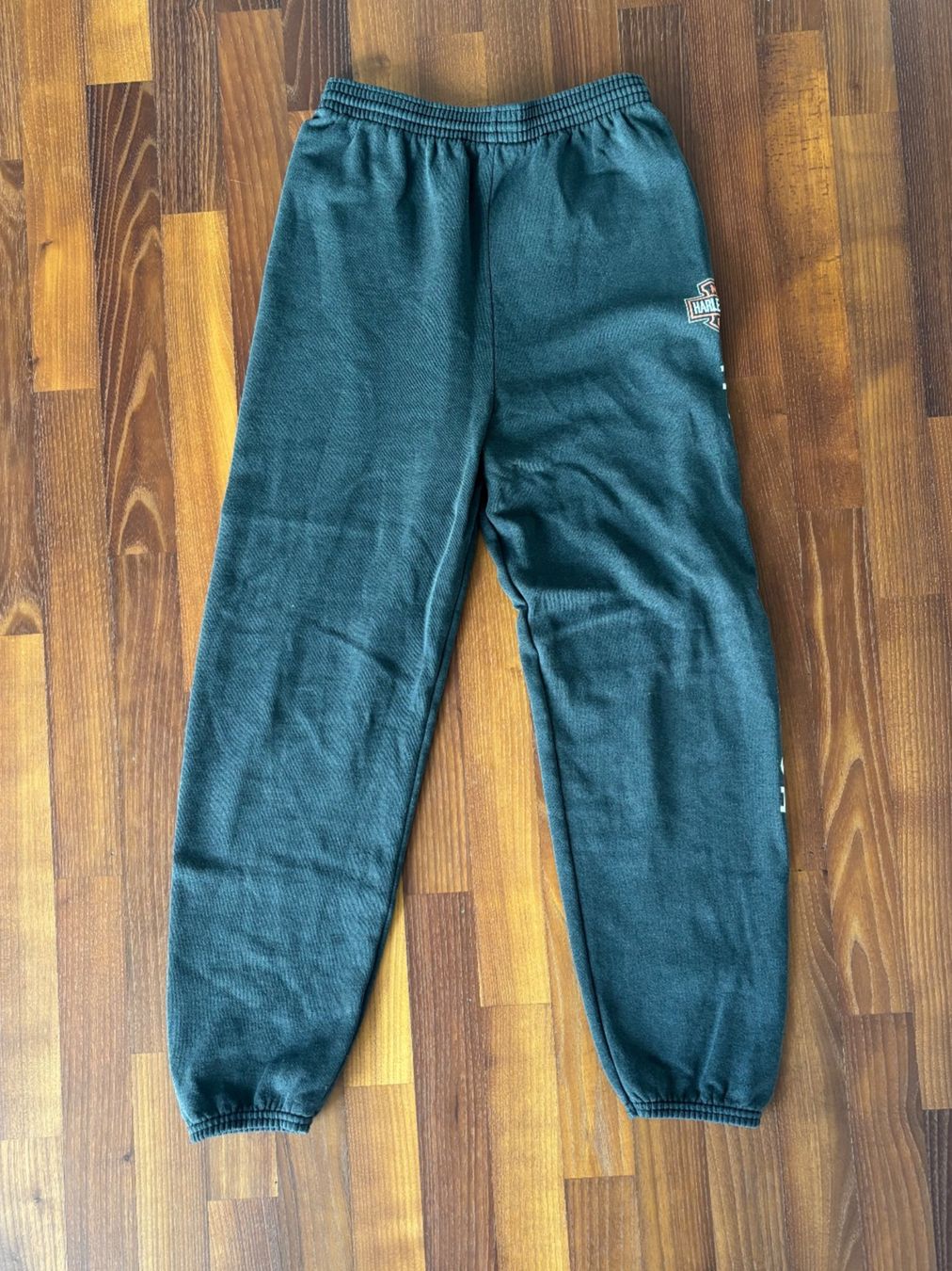 Harley-Davidson Hosen: Vintage Harley Davidson Jogginghose Grösse S/M – Gebraucht aus Burgdorf von hjz12