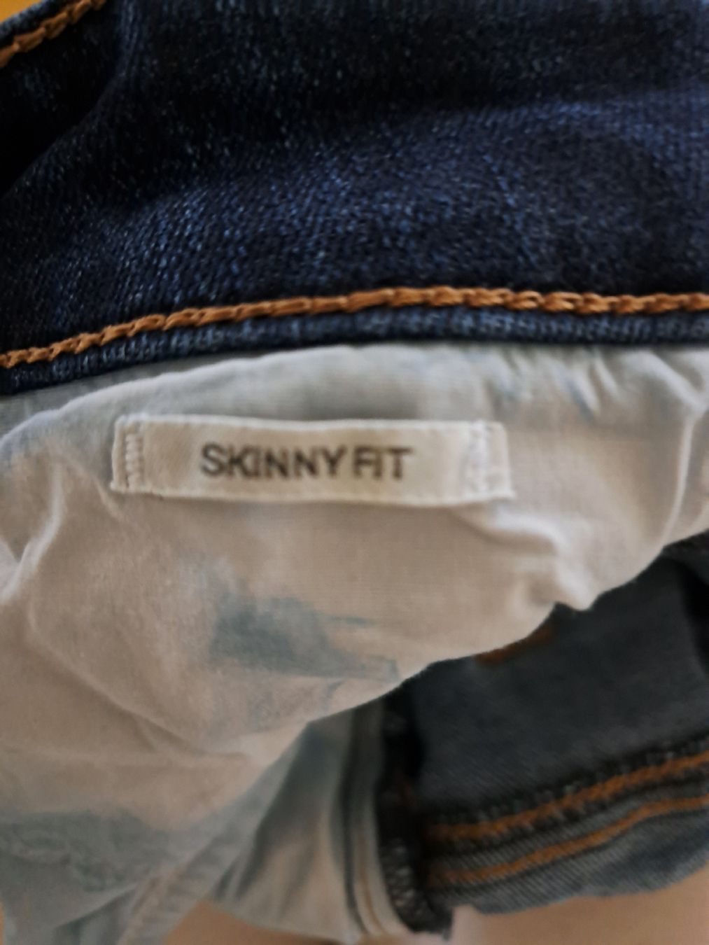 Prada Jeans: Prada Jeans Skinnyfit – Gebraucht aus Thalwil von sternenstaub369 4