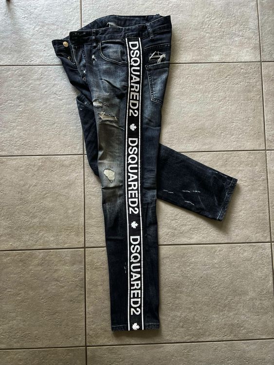Jeans Dsquared2 - Taille 46 - Modèle S71LA0448 En Denim - Neuf Avec étiquettes