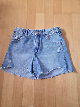 kurze jeans / Shorts von H&M Grösse 146