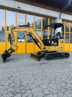 Bagger Cat 302.7CR mit 165h!