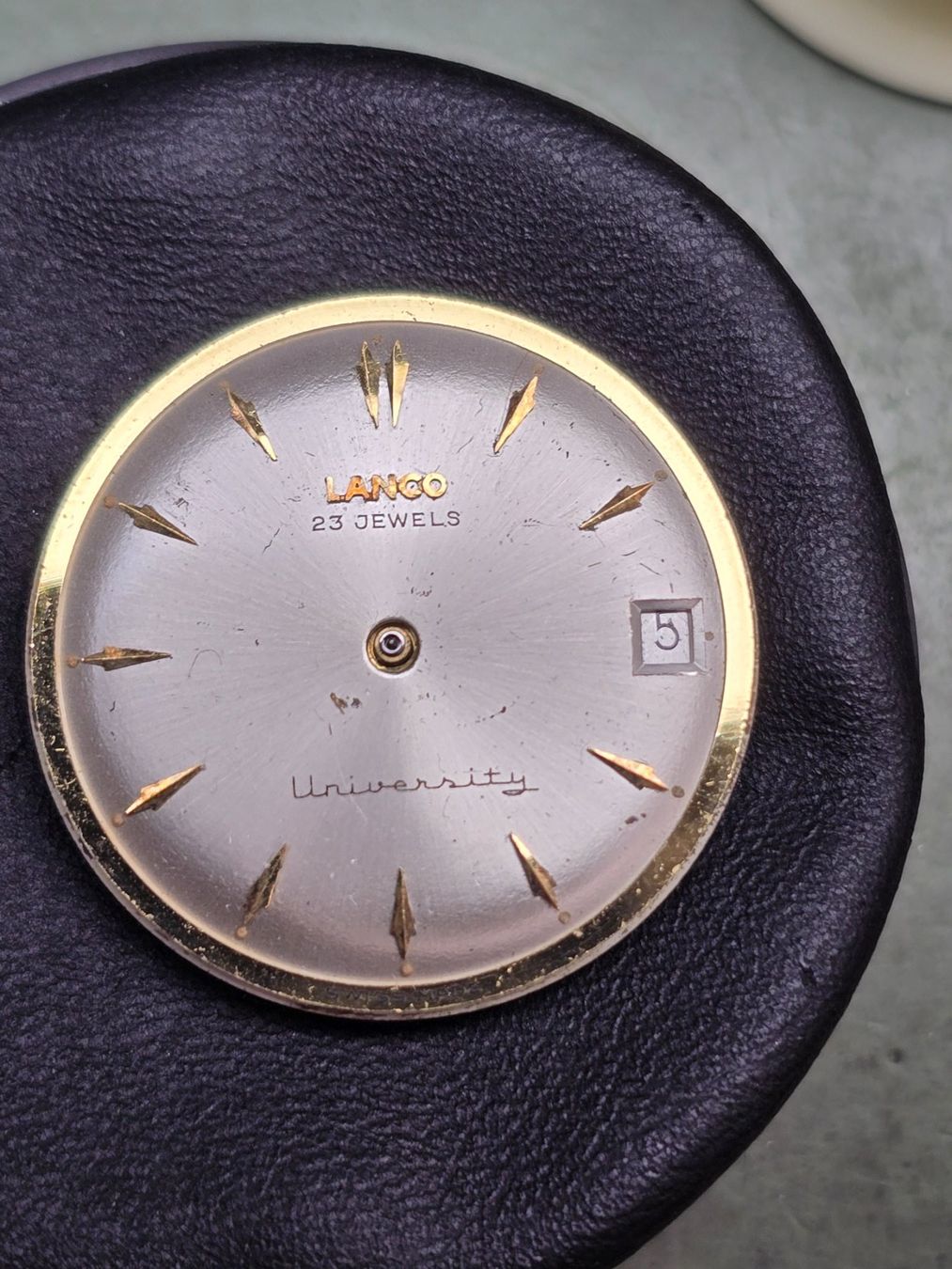 Lanco Orologi: Mouvement Lanco 1060 – Difettoso da Tramelan venduto da Nirdan